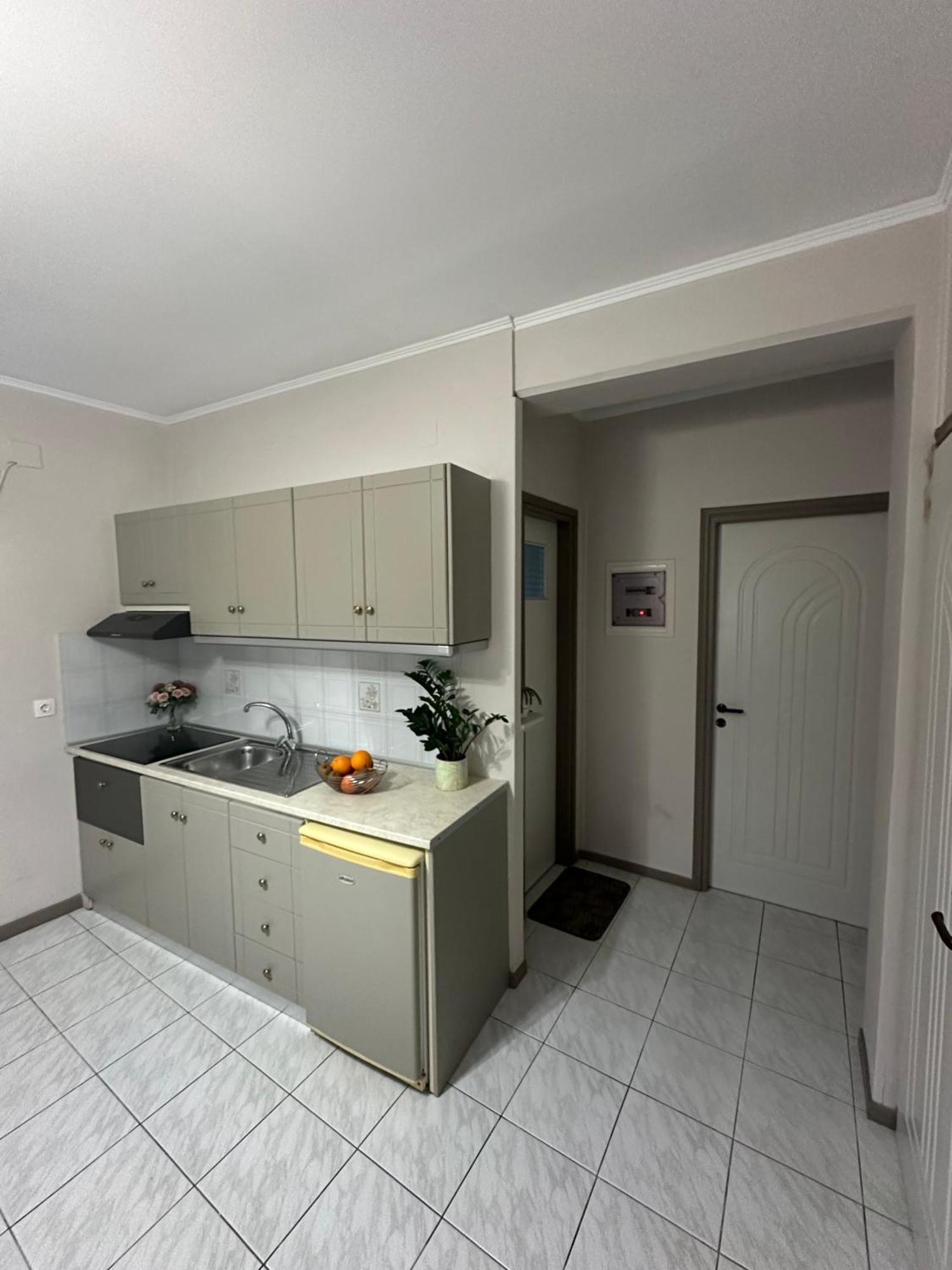 Repanidi Apartments Repanidhion エクステリア 写真