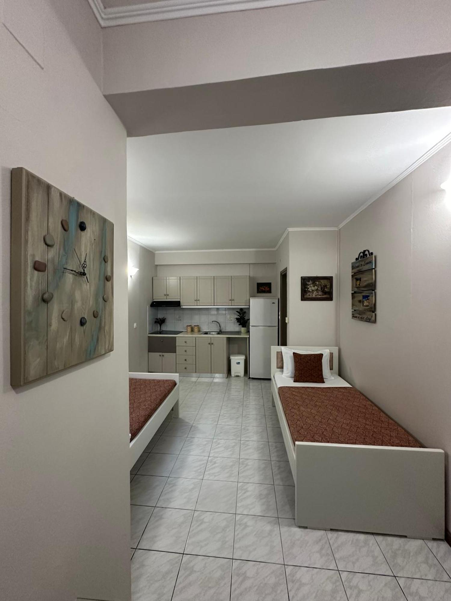 Repanidi Apartments Repanidhion エクステリア 写真